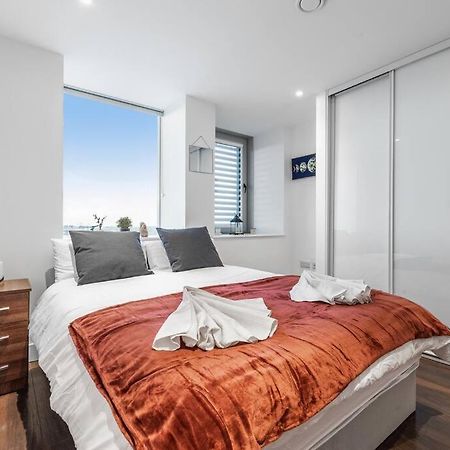 New Apartment 20 Mins From Waterloo London Bp36 外观 照片