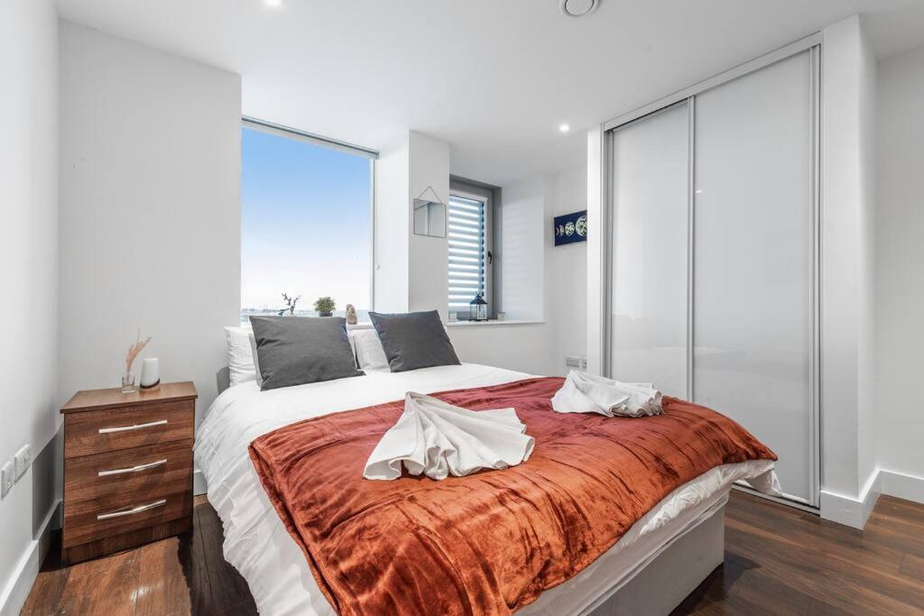 New Apartment 20 Mins From Waterloo London Bp36 外观 照片